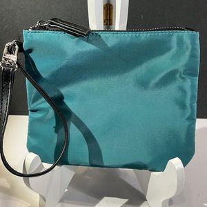 Steve Madden wristlet wallet/clutch/make up bag green in color